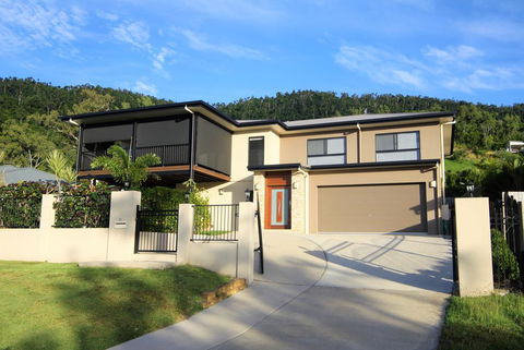 Club Jewel - Geraldton Accommodation 1