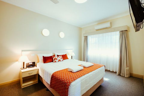 Club Motor Inn - Geraldton Accommodation 0