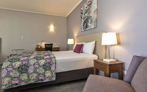 Coachmans Inn Warwick - Geraldton Accommodation 1