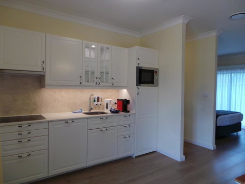 Colin's Garden - Geraldton Accommodation 2