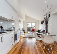 Complete Host Richmond Townhouse Collection - Geraldton Accommodation