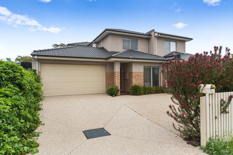 Cootamundra - Geraldton Accommodation 2