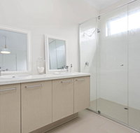 CORYMBIA - MOUNT MARTHA - Geraldton Accommodation