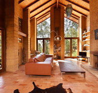 Corymbia Cottage - unique quirky private a guest favourite - Geraldton Accommodation