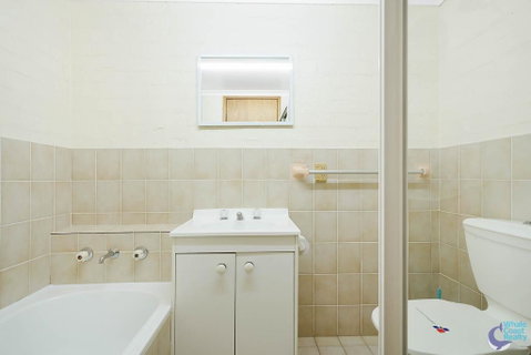 Countess Court Unit - Great Ocean Views - Geraldton Accommodation 2