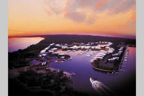 Couran Cove Resorts Waterfront Stradbroke Island Studios - Private Serviced Apartments - Geraldton Accommodation 1