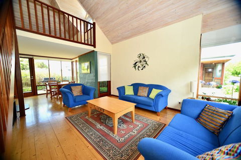 Cowrie Chalet - Geraldton Accommodation 2