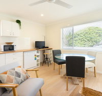 Cozy 1 Bedroom Apartment Minutes From The Beach - Geraldton Accommodation
