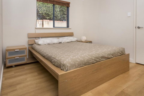 Cozy Cottage - Geraldton Accommodation 2