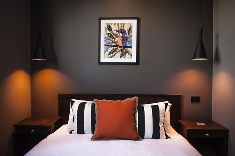 Criterion Hotel Sale - Geraldton Accommodation 2