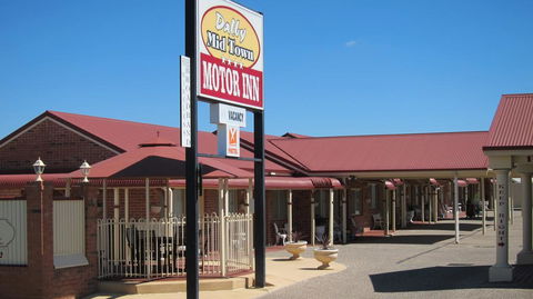 Dalby Mid Town Motor Inn - Geraldton Accommodation 0
