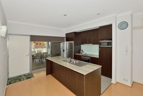 Del Mar 28 - Geraldton Accommodation 2