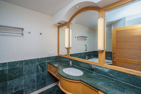 Deluxe Ocean Views - Geraldton Accommodation 2