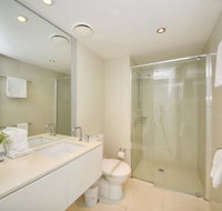 Deluxe Private Apartment in Surfers Paradise - Geraldton Accommodation