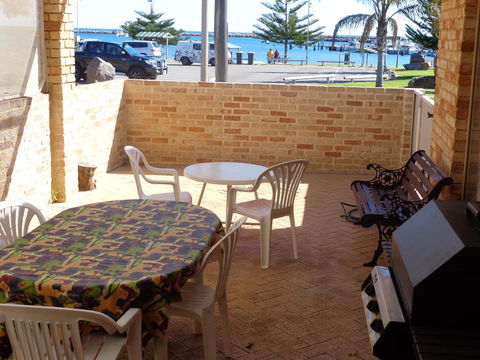 Denison Waterfront - Geraldton Accommodation 2