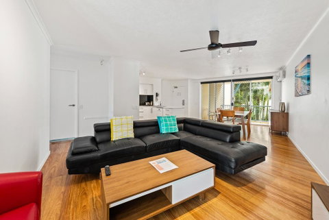 Diamond Beach Resort Broadbeach 115 - Geraldton Accommodation 1