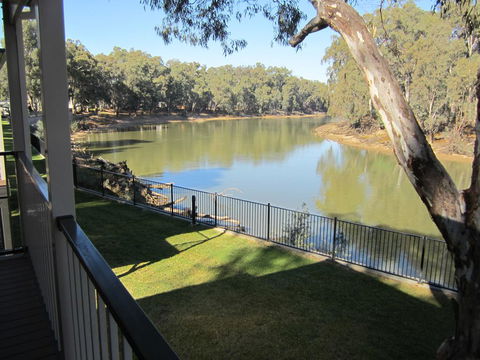 Discovery Parks - Maidens Inn, Moama - Geraldton Accommodation 0
