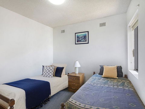 Dolphin Court 12 - Geraldton Accommodation 2