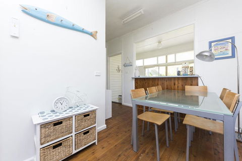 DOUGLAS COTTAGE FORSTER - Geraldton Accommodation 3