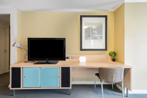 DREAM HARBOUR VIEW 2 BRM // GYM, POOL And PARKING - Geraldton Accommodation 2