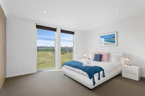 DREW Golfers Delight Close To St Andrews Beach - Geraldton Accommodation 0
