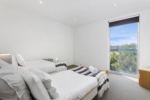 DREW Golfers Delight Close To St Andrews Beach - Geraldton Accommodation 3