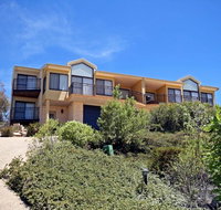 Dromaius 5 - Great Views of The Snowy Mountains - Geraldton Accommodation