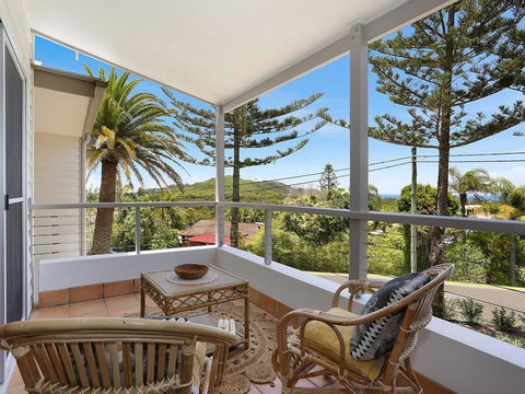 EAST COAST ESCAPES - Lighthouse Studio - Geraldton Accommodation 0