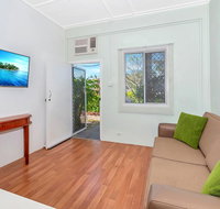 Easy Going Holiday Unit On McKenzie MK5 - Geraldton Accommodation