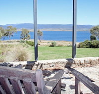 Edzell - Stunning Waterfront Home - Geraldton Accommodation