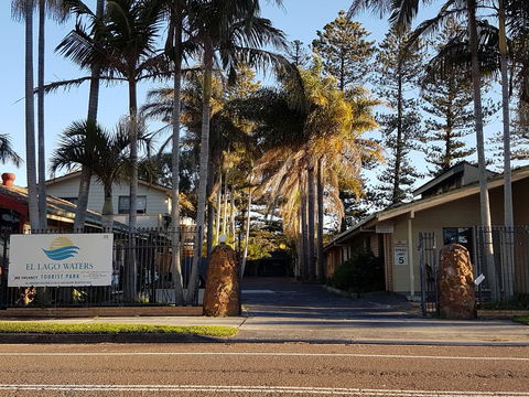 El Lago Tourist Park - Geraldton Accommodation 0