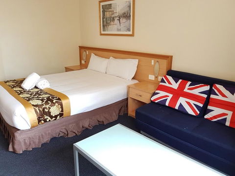 El Lago Waters Motel - Geraldton Accommodation 3
