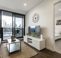 Elegant Apartment mins walk to Melbourne CBD - Geraldton Accommodation