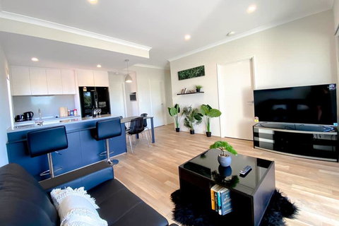 Elegantly Appointed BRAND NEW Luxurious Apartment! - Geraldton Accommodation 0