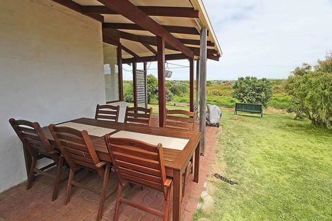 Ellensdale Cottage -Margaret River - Geraldton Accommodation 2