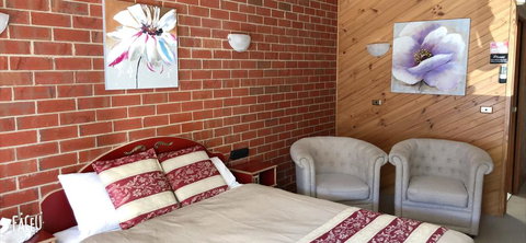 Elms Motor Inn - Geraldton Accommodation 1