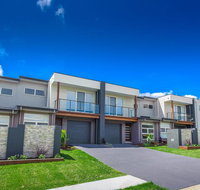Escape At Nobbys Executive Townhouse 1 74 Pacific Drive - Geraldton Accommodation