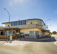Esplanade Hotel Adelaide - Geraldton Accommodation
