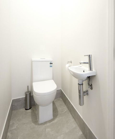 Executive Home Accomodation - Geraldton Accommodation 3