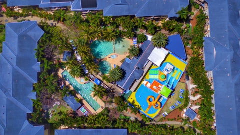 FAMILY PARADISE - Geraldton Accommodation 0