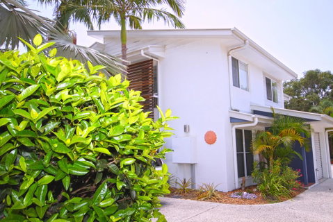 FANTASTIC HOLIDAY UNIT IN A PERFECT LOCATION - Geraldton Accommodation 0