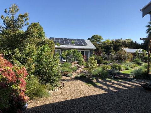 Fig Tree Cottage - Geraldton Accommodation 1