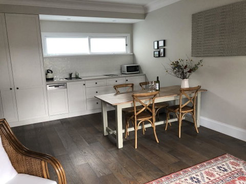 Fig Tree Cottage - Geraldton Accommodation 3