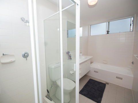 Filtered River Views - Geraldton Accommodation 3