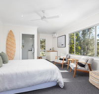 Finns at Old Bar - Geraldton Accommodation