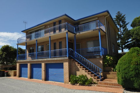 Flat 1-3 Bay Lane - Geraldton Accommodation 0