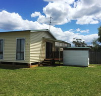 Flat 2 42 McMillan Rd - Geraldton Accommodation