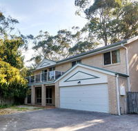 Four Bedroom Quality Townhouse - Geraldton Accommodation