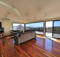 Georges Bay Luxury - Geraldton Accommodation