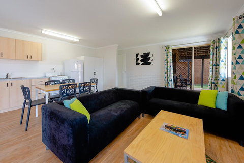 Geraldton's Ocean West Holiday Units & Short Stay Accommodation - Geraldton Accommodation 2